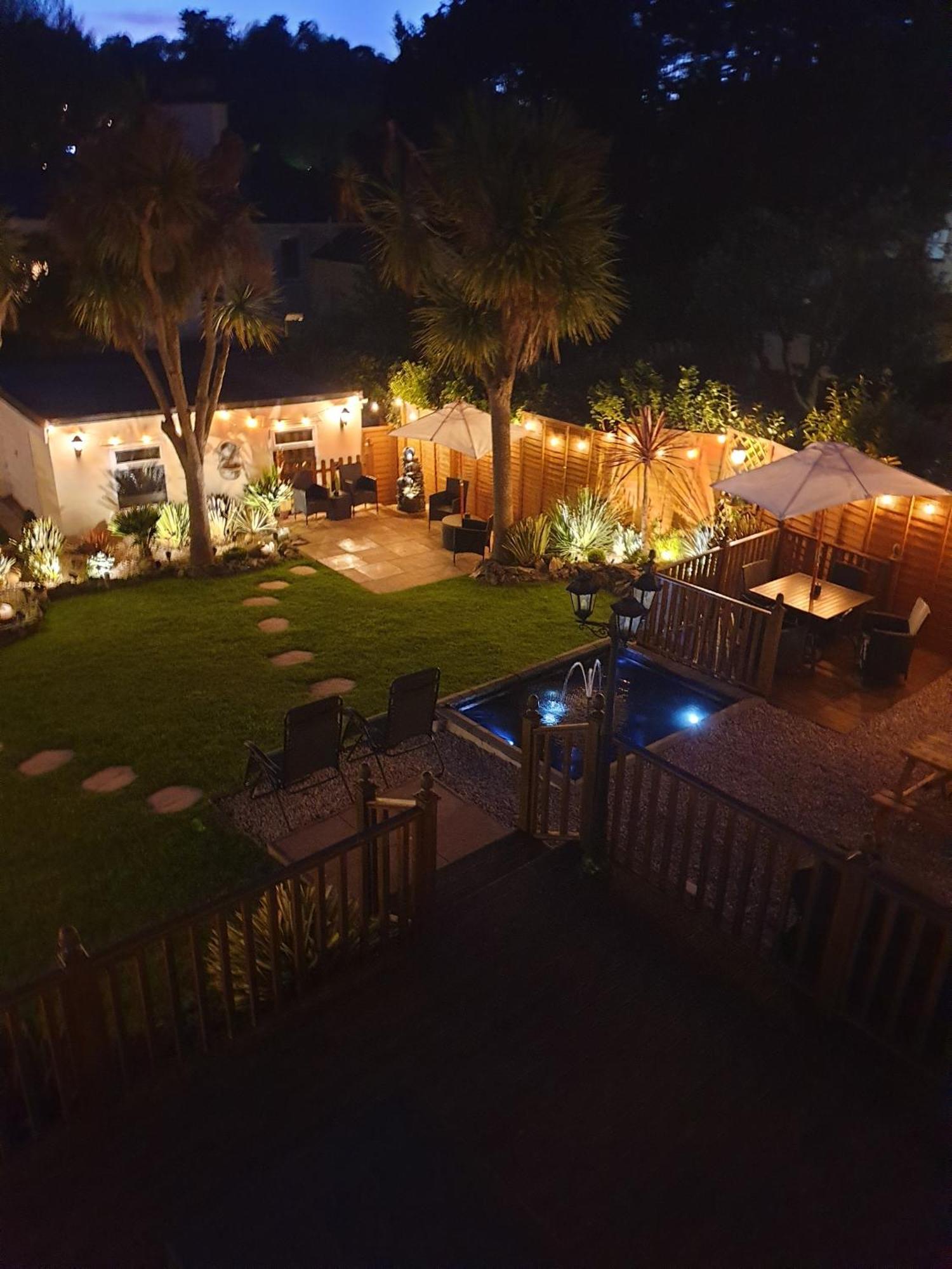 Appletorre House Holiday Flats - Pet Friendly And Private Parking Torquay Exterior photo