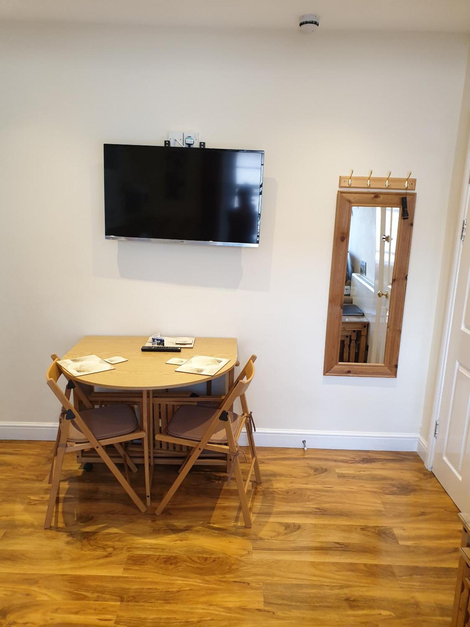 Appletorre House Holiday Flats - Pet Friendly And Private Parking Torquay Room photo